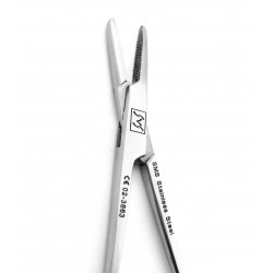 Webster Needle Holder Straight 125 mm with slight serration