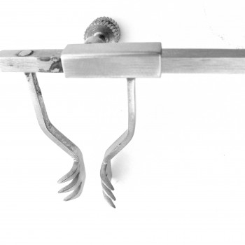 Goldstein Lacrimal Sac Eye Retractor Sharp 30 mm